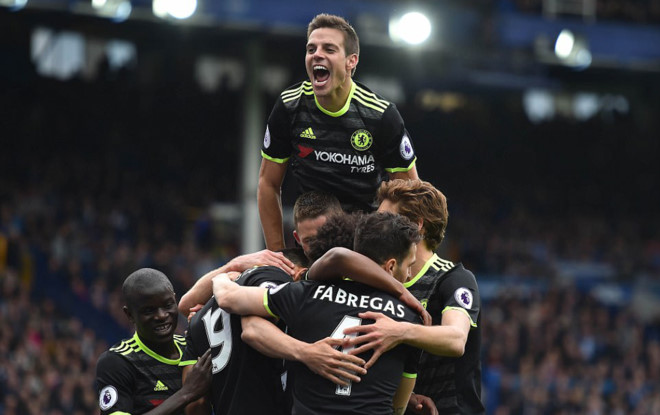 Sau mua gio dap vui, va la co Chelsea lai ngao nghe bay hinh anh 2
