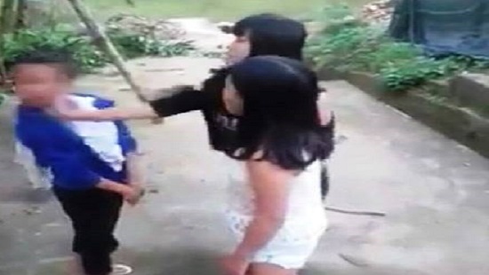 Hôm nay sẽ có hình thức kỷ luật với hai học sinh lớp 9 đánh nữ sinh lớp 7