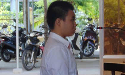 Rủ người yêu “nhí” về nhà giao cấu lãnh 8 năm tù