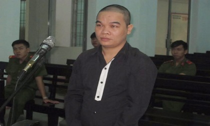 Về quê vợ ăn giỗ, đoạt mạng hàng xóm sau phút cự cãi vì mở karaoke to