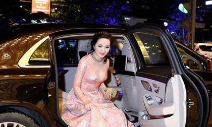 Con đường kinh doanh được rải hoa hồng của nàng Hoa hậu 'không tuổi'