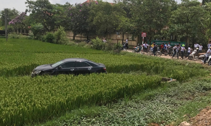 Vụ xe Camry đâm chết 3 học sinh: Tài xế đầu thú