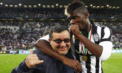 Vì Pogba, sếp lớn mất chức, MU nguy cơ cấm chuyển nhượng