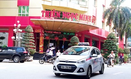 Khốn đốn rút khỏi Thiên Ngọc Minh Uy