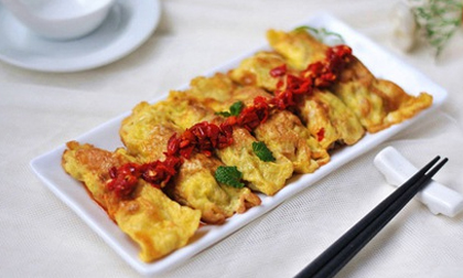 Cơm nhà 'hết veo' với món trứng tráng cuộn thịt cực ngon