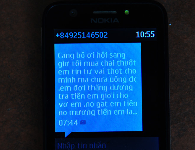 Trinh sat nhap vai lan theo dau vet ke chu muu trom 100 luong vang hinh anh 2