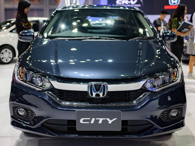 Giá chỉ 300 triệu đồng, Honda City 2017 