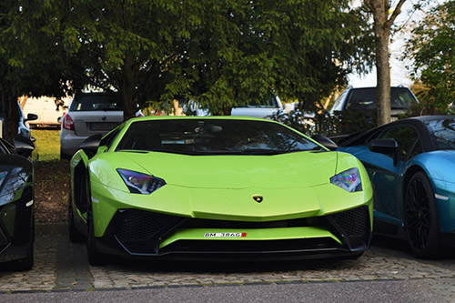 Bắt gặp siêu xe hiếm Aventador LP750-4 SV trên phố - 6