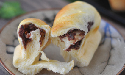 Mềm ngon bánh mì nhân đậu đỏ