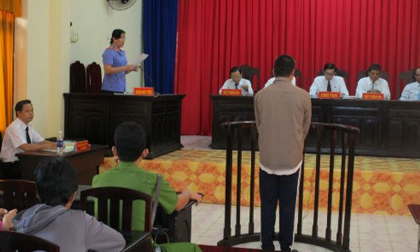 30 năm tù cho người cha đồi bại