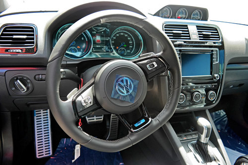 Xe thể thao Volkswagen Scirocco R 2017 đến Việt Nam - 4