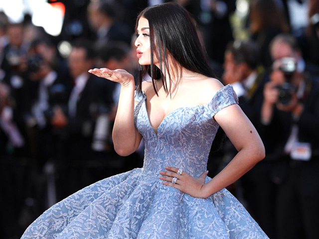 quen pham bang bang di, day moi la ba hoang tham do cannes 2017 - 4