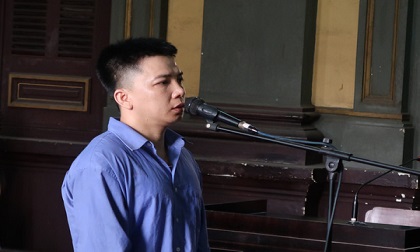 Mù quáng ghe lời vợ, cầm dao đi giết người