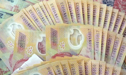 TPHCM: Mang gần 20 triệu đồng tiền giả ra ngân hàng giao dịch
