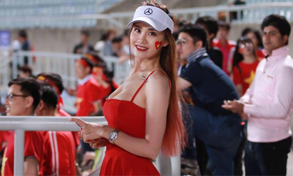 Fan nữ hot nhất trận U20 Việt Nam-Honduras khiến dân mạng săn lùng