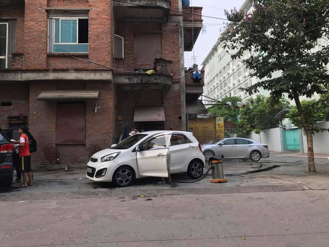 Phát hiện bao cao su dùng rồi trên ô tô chồng, vợ tát tới tấp, bắt chồng nộp hết tài sản và cái kết... - Ảnh 1.