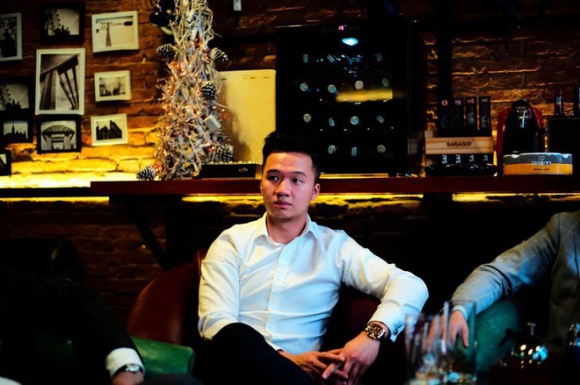 Bạn trai Thu Thảo, Tú Anh vừa đẹp vừa giàu khiến fan ghen tỵ