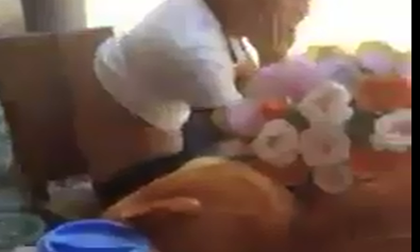 Yêu nhau 1 tháng, thanh niên đòi quà bạn gái