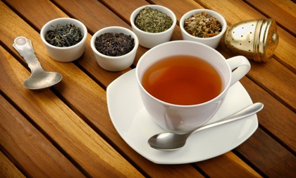 Nhiều người có thói quen uống trà, nhưng không hề biết mình đang vô tình “hạ độc” thận như thế này