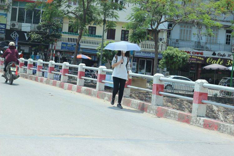 “chon yen binh” tai ha noi trong dot nang nong ki luc suot 45 nam qua - 17