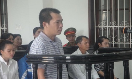Dìm chết 'vợ hờ' rồi gọi điện báo cho con gái