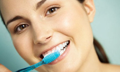 Vệ sinh răng miệng kiểu này bạn sớm muộn cũng mắc ung thư, mất trí nhớ và nhiều bệnh nguy hiểm khác