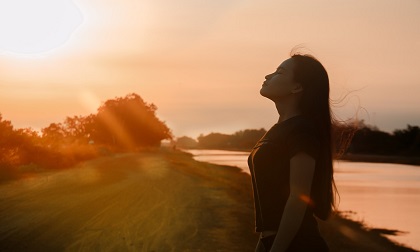 Tôi đã thoát khỏi cuộc tình vụng trộm chỉ nhờ một câu nói thấm thía của mẹ chồng