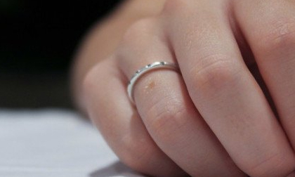 Bàn tay phụ nữ có 3 đặc điểm này, cuộc sống sẽ hiếm khi cực nhọc mà lại còn vượng phu đến già!