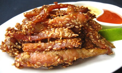 Tận dụng nắng hè để phơi thịt một nắng cực ngon
