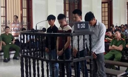 Nghi kẻ lạ ghẹo gái làng, nhóm thanh niên 16 tuổi đoạt mạng đối thủ