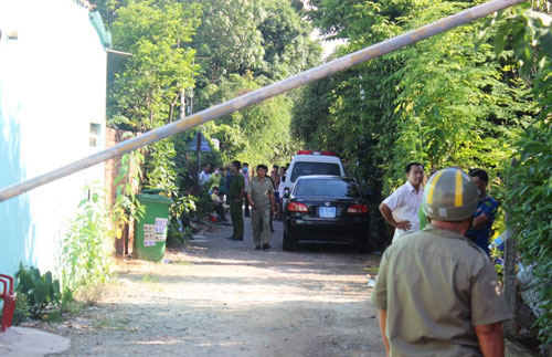 co gai chet bi an trong can phong tro khoa cua ben ngoai - 1
