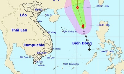 Bão mạnh đổ bộ biển Đông