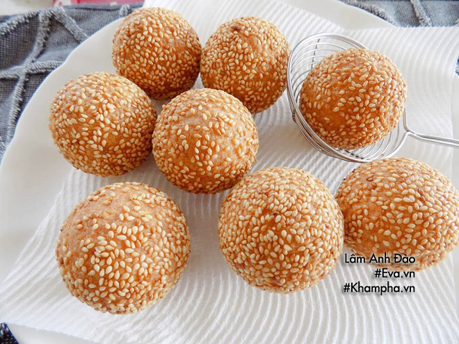 banh ran nhan sau rieng thom nuc mui, hang xom cung phai chay sang - 13