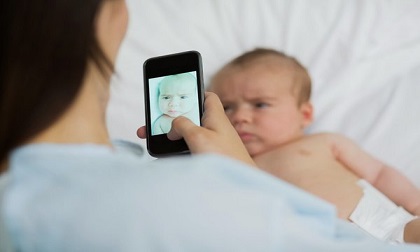 Thói quen quá nửa cha mẹ Việt mắc khiến con đối mặt với ung thư não