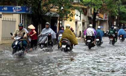 Tin thời tiết 14/6: Hà Nội mưa rào, đề phòng gió giật