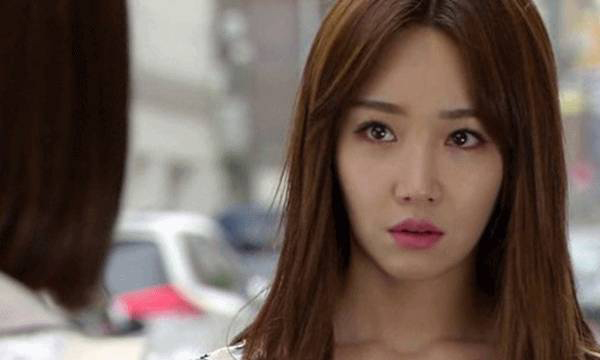 tat ca moi nguoi deu chui rua toi cuop chong nhung su that la… - 2
