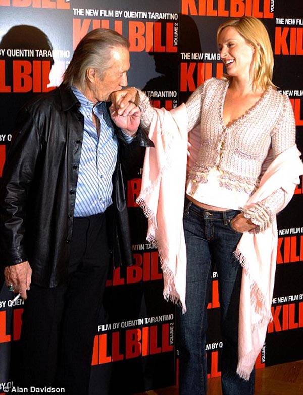Tư thế chết kì lạ của ngôi sao phim “kill bill”, những uẩn khúc không lời giải - 1