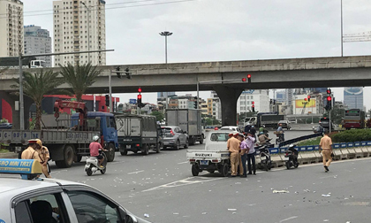 Hà Nội: Cô gái 23 tuổi đi xe đạp điện bị xe bồn cán tử vong trên Đại lộ Thăng Long