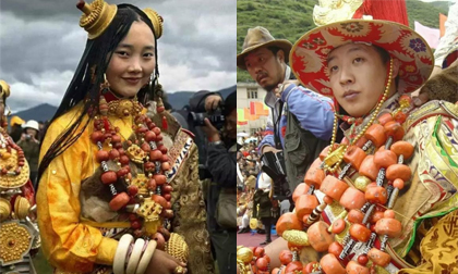 Dân tộc toàn đại gia trát đầy vàng ngọc lên người ở Tây Tạng
