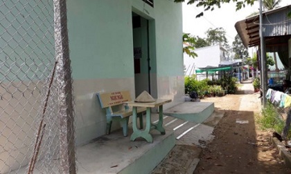 Đâm chết bạn gái rồi trùm xác bỏ trong phòng trọ