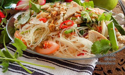 Trời nóng chẳng muốn ăn gì, vào bếp làm ngay một đĩa miến trộn
