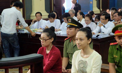 Luật sư của hoa hậu Phương Nga công bố 4 chứng cứ mới