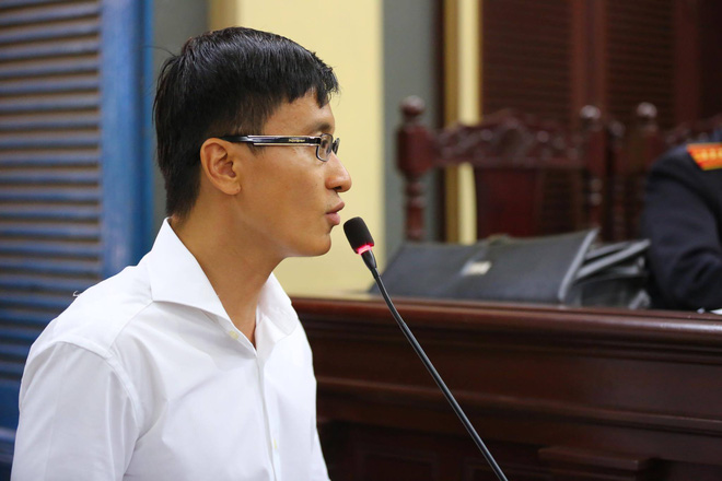 Người thân của Phương Nga vỗ tay khi tòa cho rằng lời khai của ông Mỹ có nhiều mâu thuẫn - Ảnh 4.