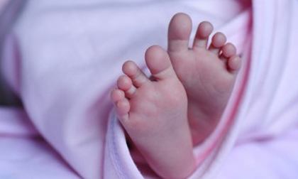 Những em bé Việt vừa sinh ra đã được cho là có số may mắn cả đời