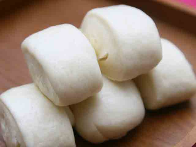 mach ban cach lam banh bao sua tuoi thom ngon ngat ngay hinh anh 1