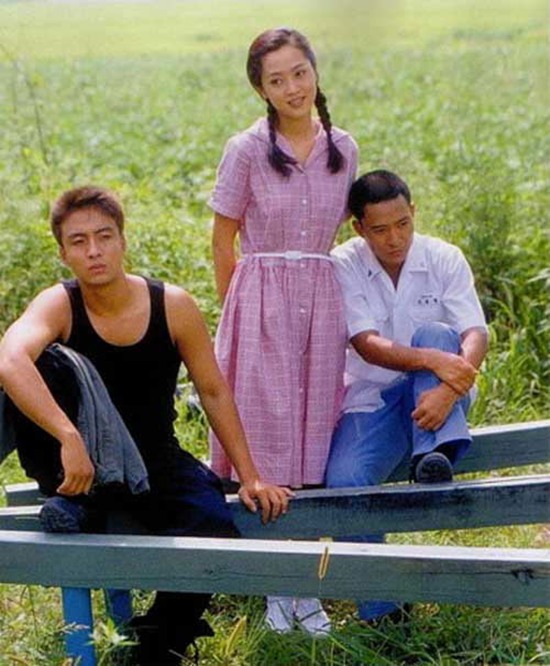 hoa hau, a hau han hau toa: ke van tuoi tinh, nguoi pho phac vi lo lang - 2