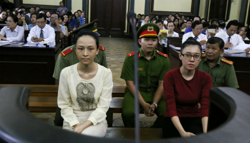 20170624171044-hoa-hau-phuong-nga-lua-dai-gia-1-xahoi.com.vn-w800-h458