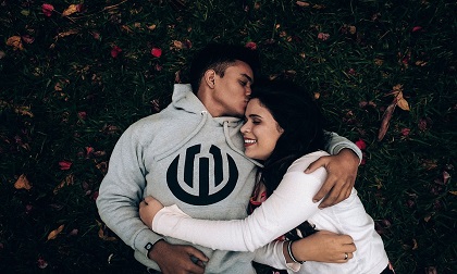 Hé lộ 3 con giáp nam càng yêu vợ, sợ vợ thì càng phát tài, tiền bạc cứ rủng rỉnh theo nhau về nhà