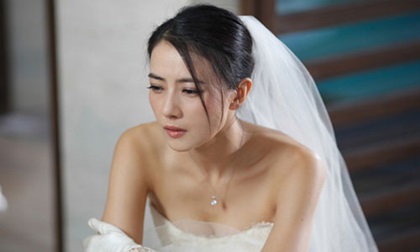 Bức thư của cô dâu 32 tuổi gửi người yêu đã mất khiến cư dân mạng rơi nước mắt