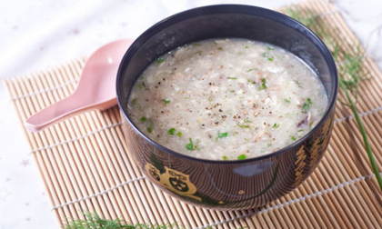 Các mẹ nhất định phải nhớ những thực phẩm 'đá nhau' này khi chế biến đồ ăn cho bé